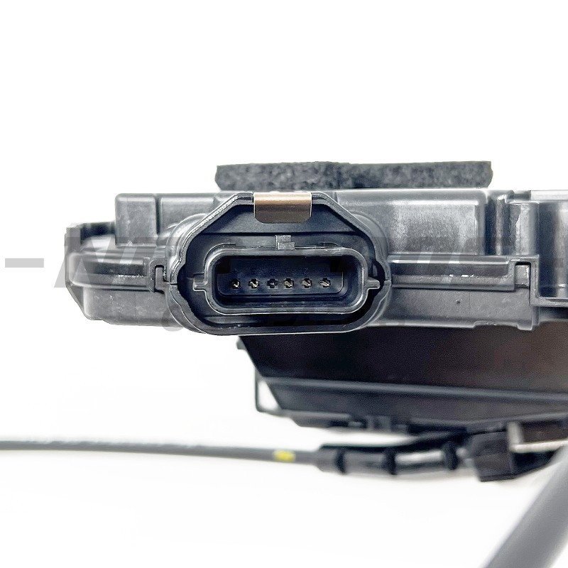 OE Door Lock Mechanism RH Right Vauxhall Vivaro Renault Trafic 93457083 OE Door Lock Mechanism RH Right Vauxhall Vivaro Renault Trafic 93457083