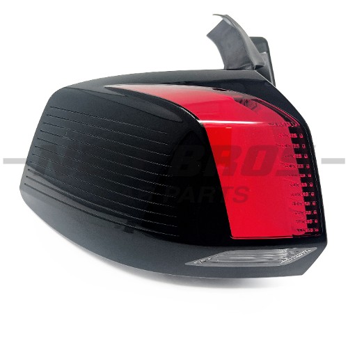 OE Tail Lamp Left, On Body, Peugeot 5008 17-21 9811028080